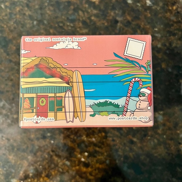 Postcards Scented Christmas Candle Mele Kalikimaka Holiday Edition new in box - Picture 7 of 7